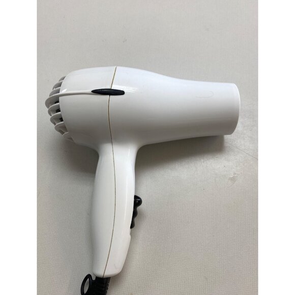 Conair 1875 Hair Dryer With Dual Heat Settings - Picture 4 of 9